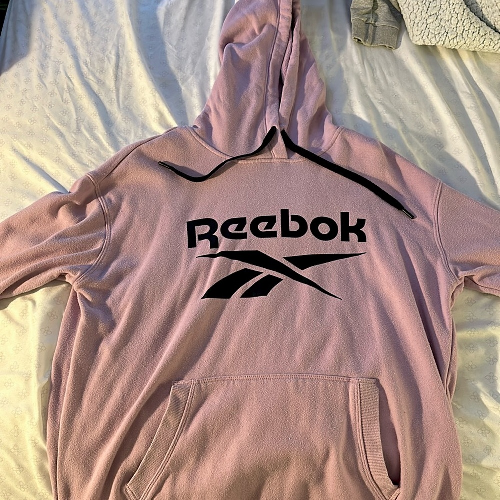 purple Reebok hoodied sweatshirt. Size M